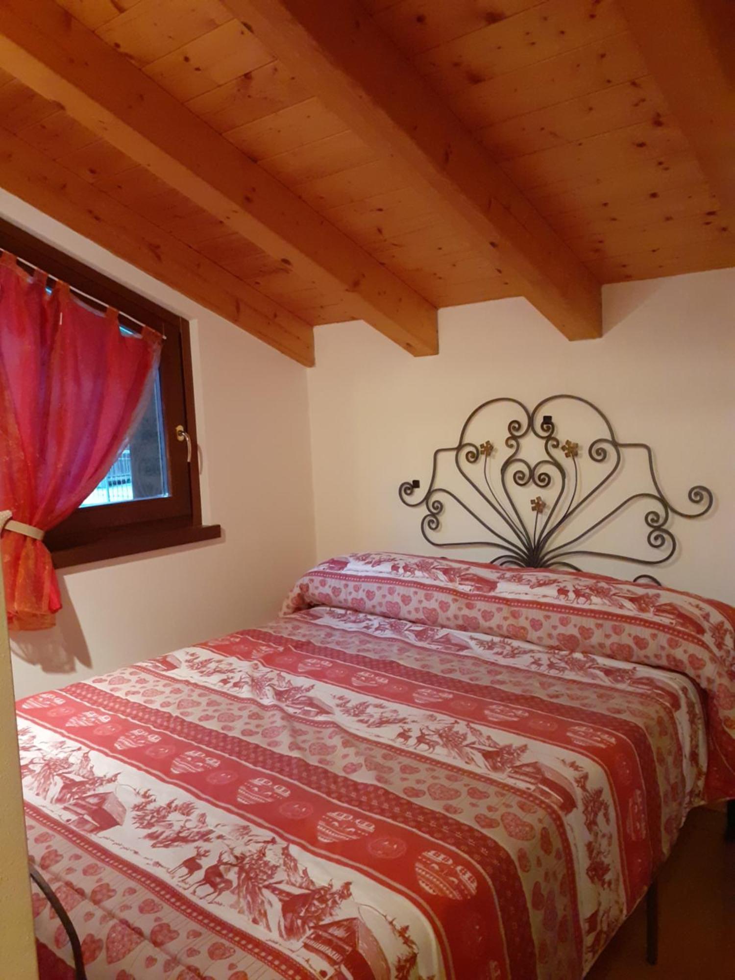Casa Vacanze Emilio Temù Eksteriør billede