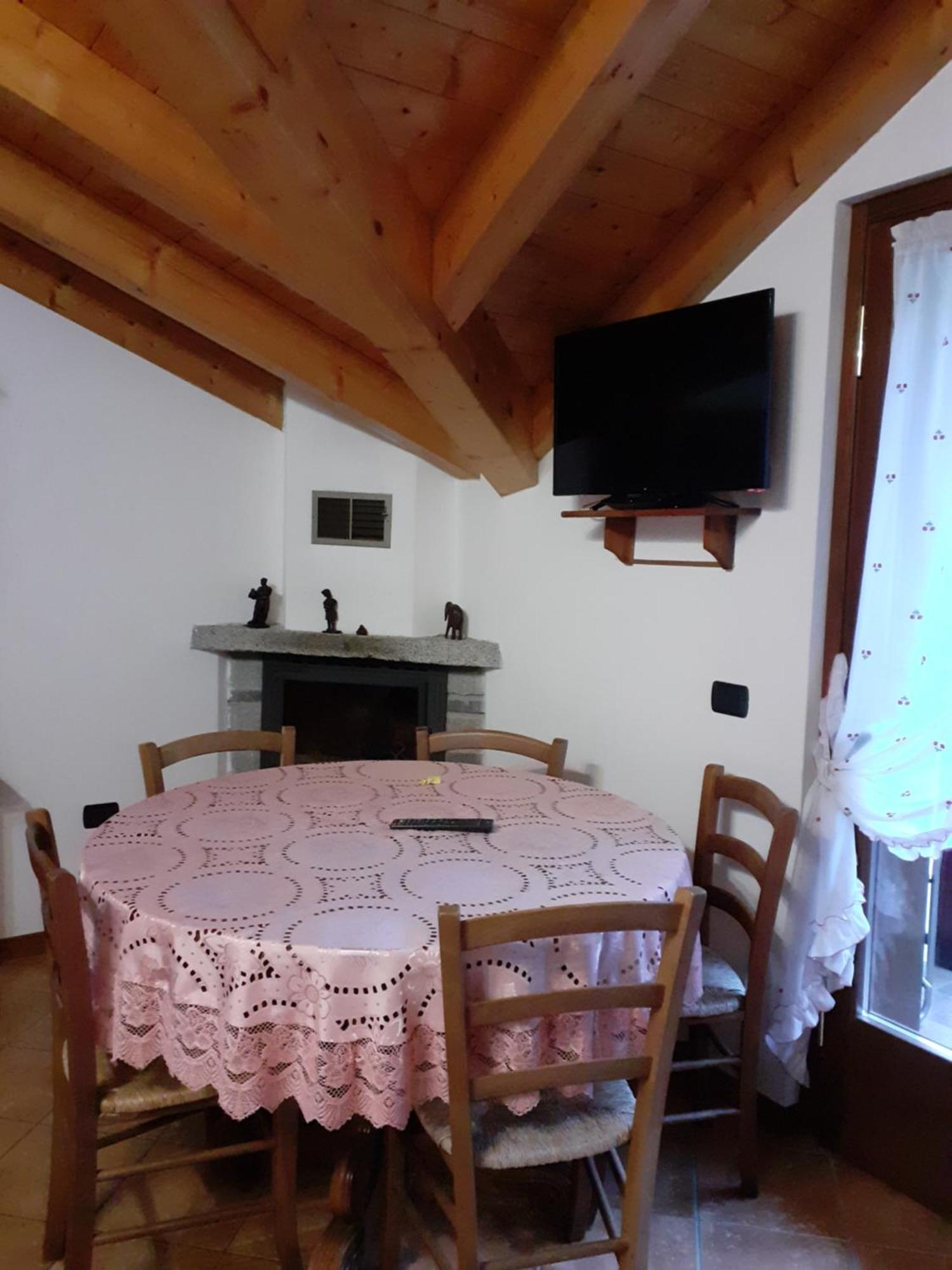 Casa Vacanze Emilio Temù Eksteriør billede